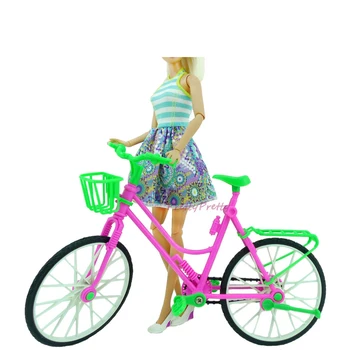 Бесплатная доставка Кукольный пластиковый велосипед Зеленый велосипед Детский игровой дом Игрушки Аксессуары своими руками для куклы Барби Спорт на открытом воздухе Игрушки своими руками